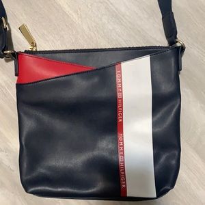 Tommy Hilfiger crossbody bag